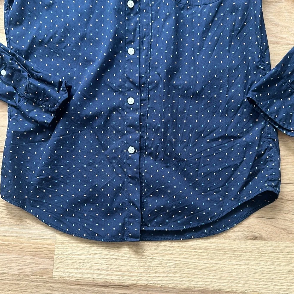 J Crew organic cotton Slim button down shirt men's sz Small. Navy with polkadots